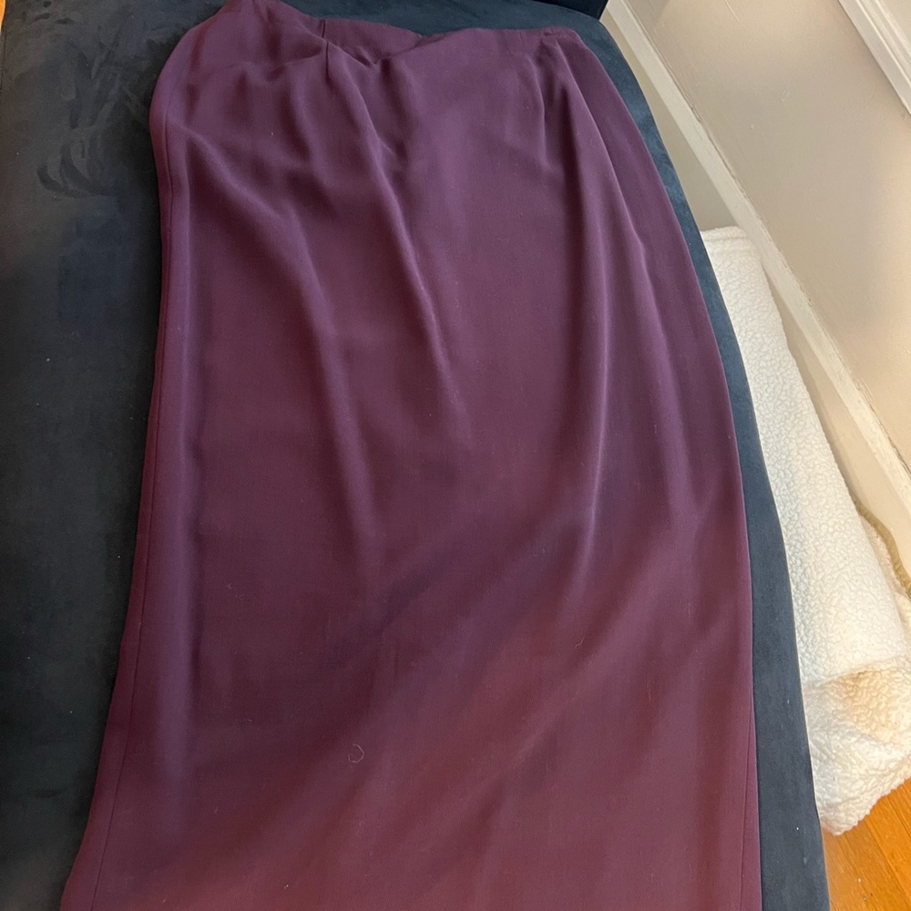 Jones New York Burgundy skirt from 3-piece vintage 2003